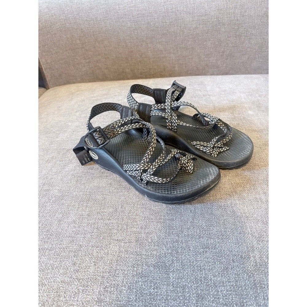 Chaco Women's Black and White ZX/2 Classic Strappy Outdoor Sandals Size 6
